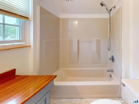 39 Geer Avenue Norwich CT 06360