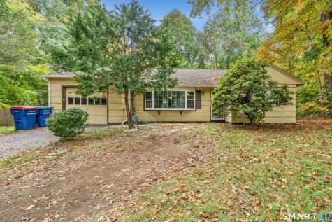 3 Juniper Circle Trumbull CT 06611