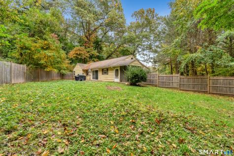 3 Juniper Circle Trumbull CT 06611