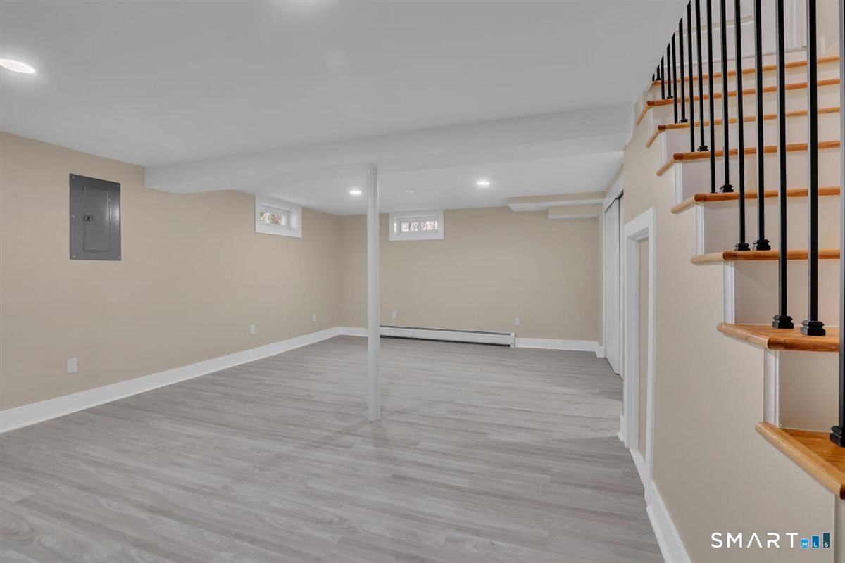 3 Marble Road Enfield CT 06082