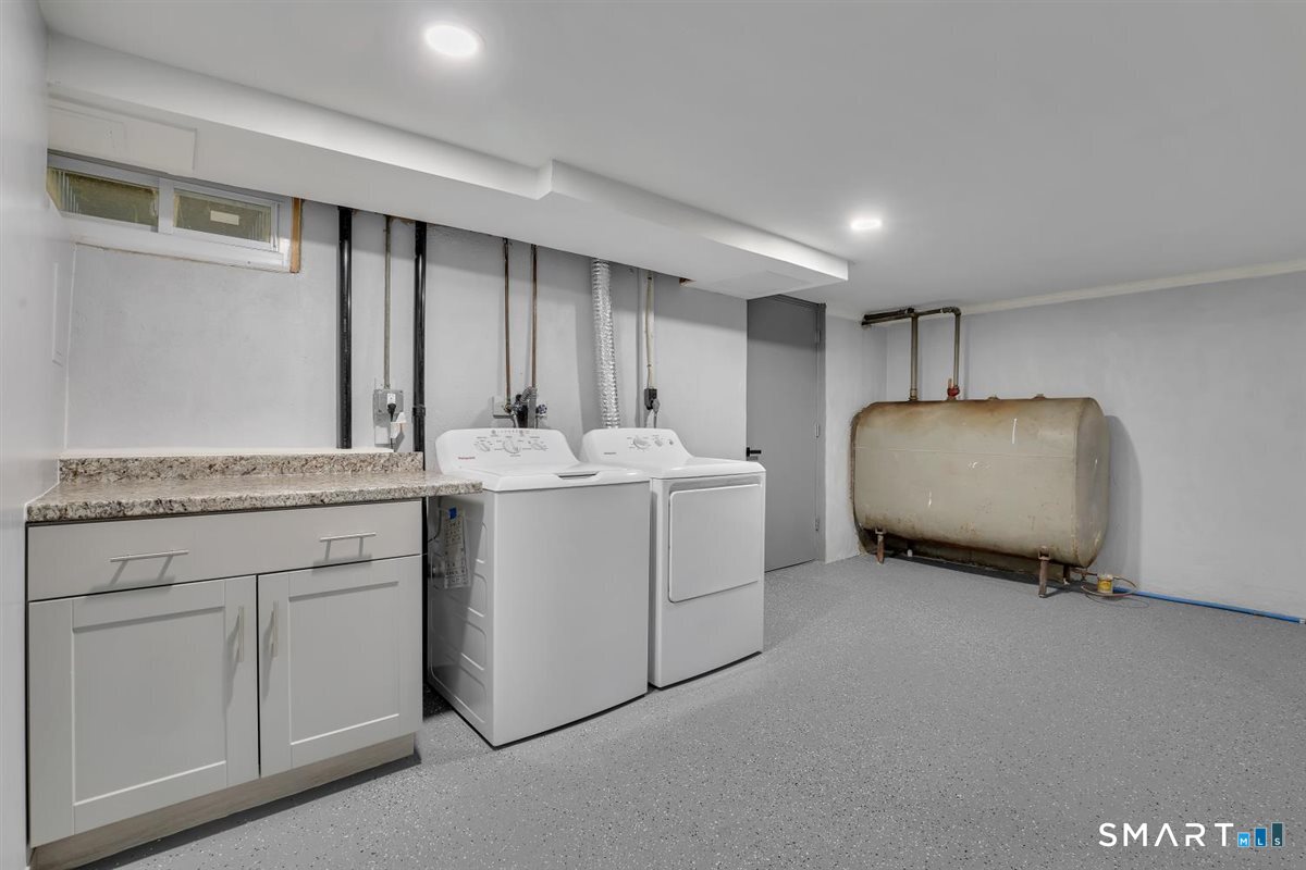 3 Marble Road Enfield CT 06082