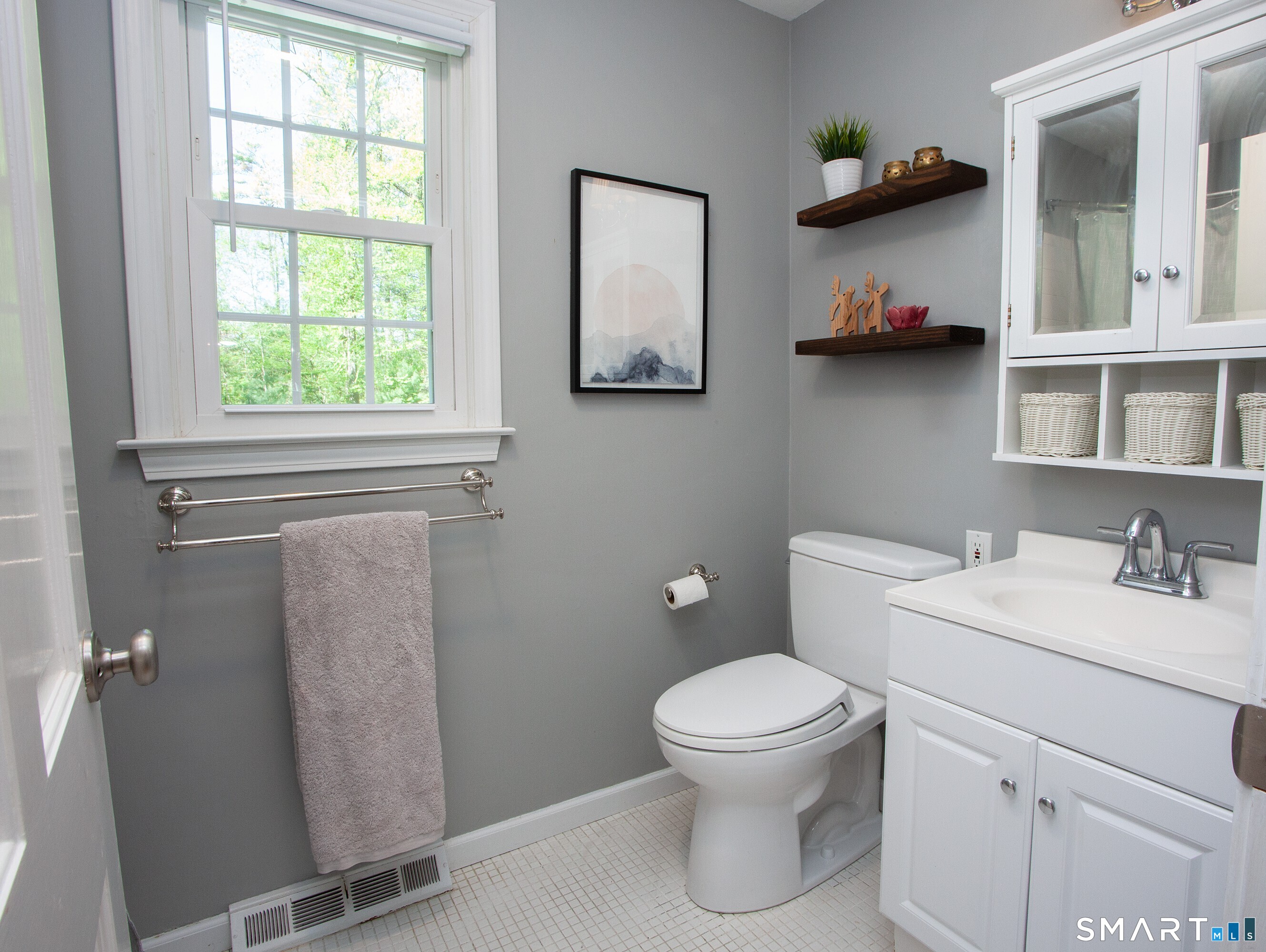 19 Lawton Drive Simsbury CT 06070