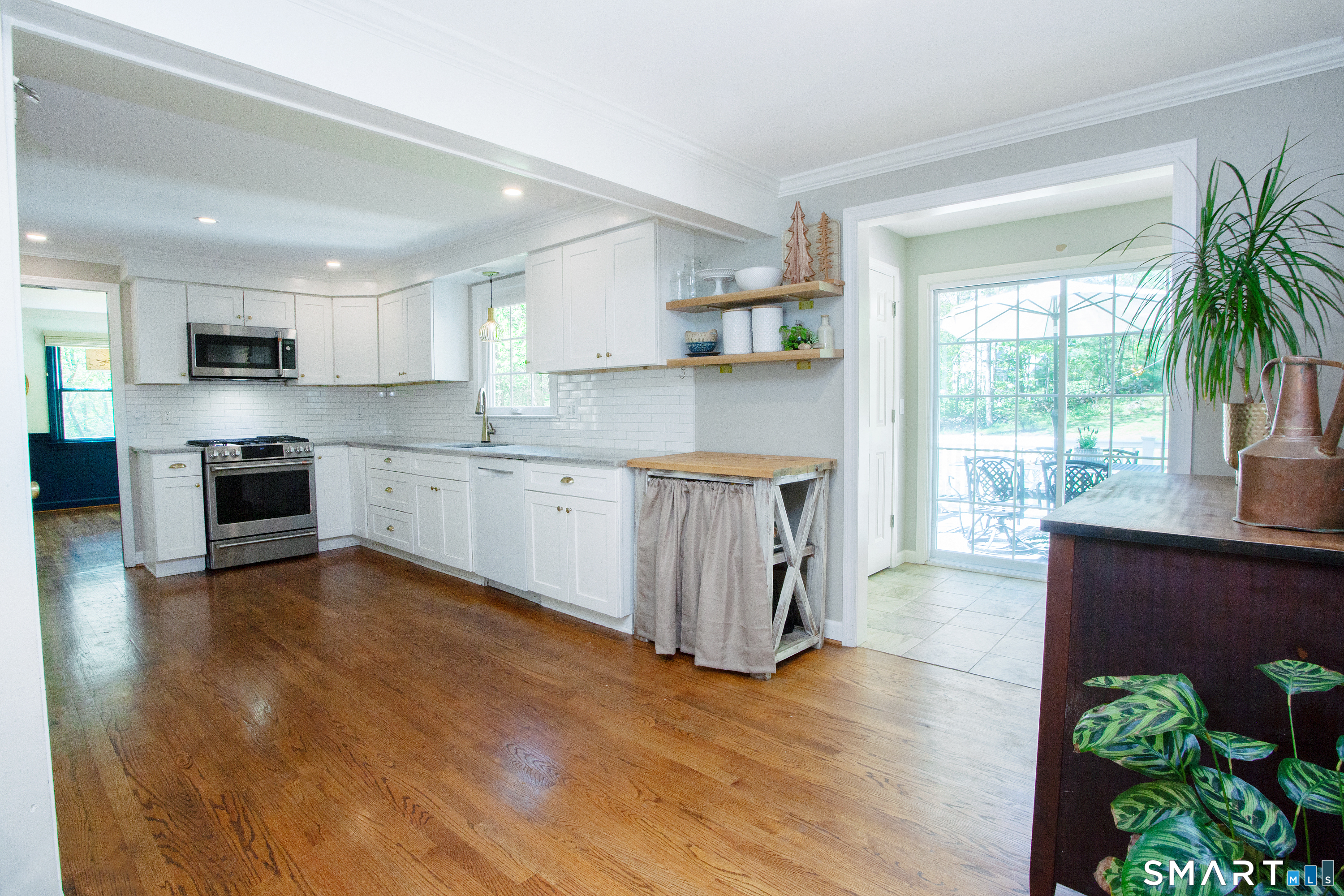 19 Lawton Drive Simsbury CT 06070