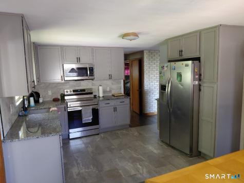 101 Brace Road Newington CT 06111