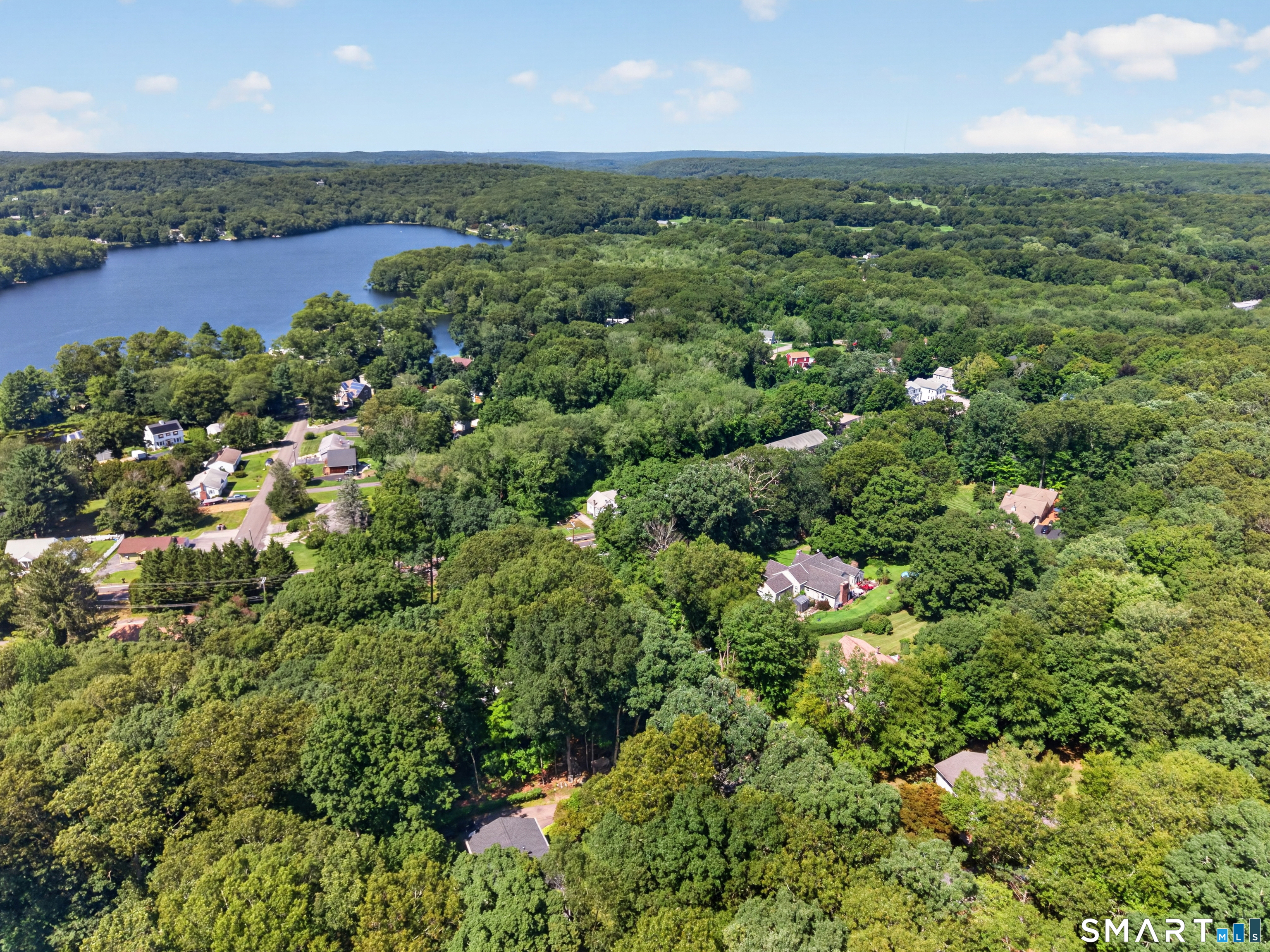 10 Ancient Highway East Lyme CT 06333