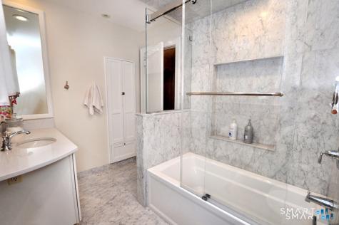 371 North Main Street Suffield CT 06078