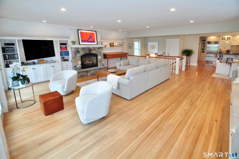 371 North Main Street Suffield CT 06078
