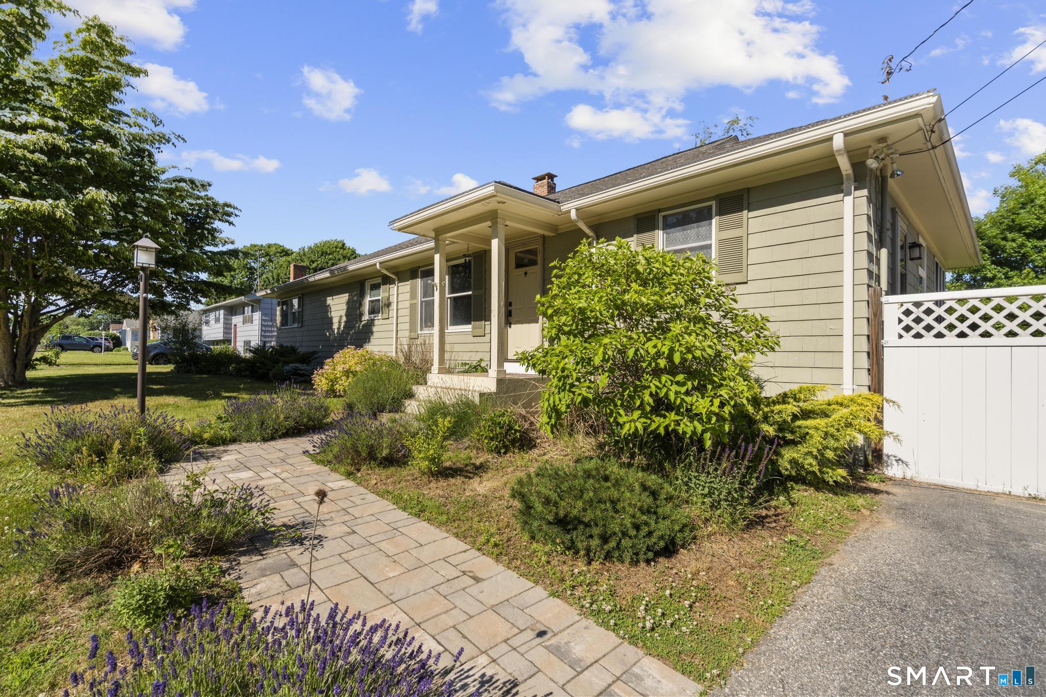 48 Prospect Avenue East Lyme CT 06357