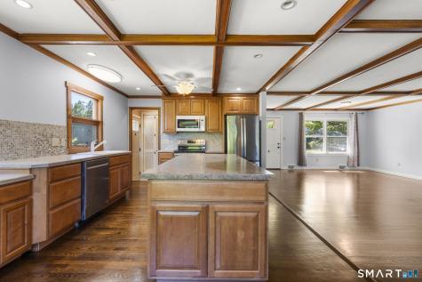 48 Prospect Avenue East Lyme CT 06357