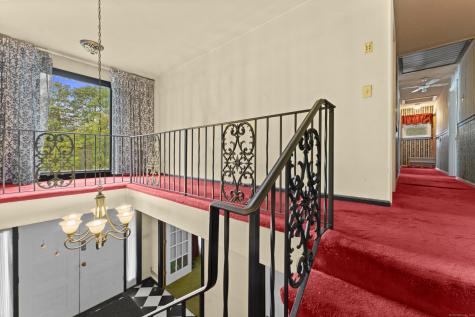 1000 Main Street Somers CT 06071