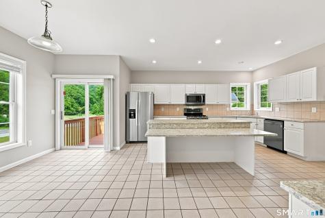 63 Meadow Brook Road Brookfield CT 06804