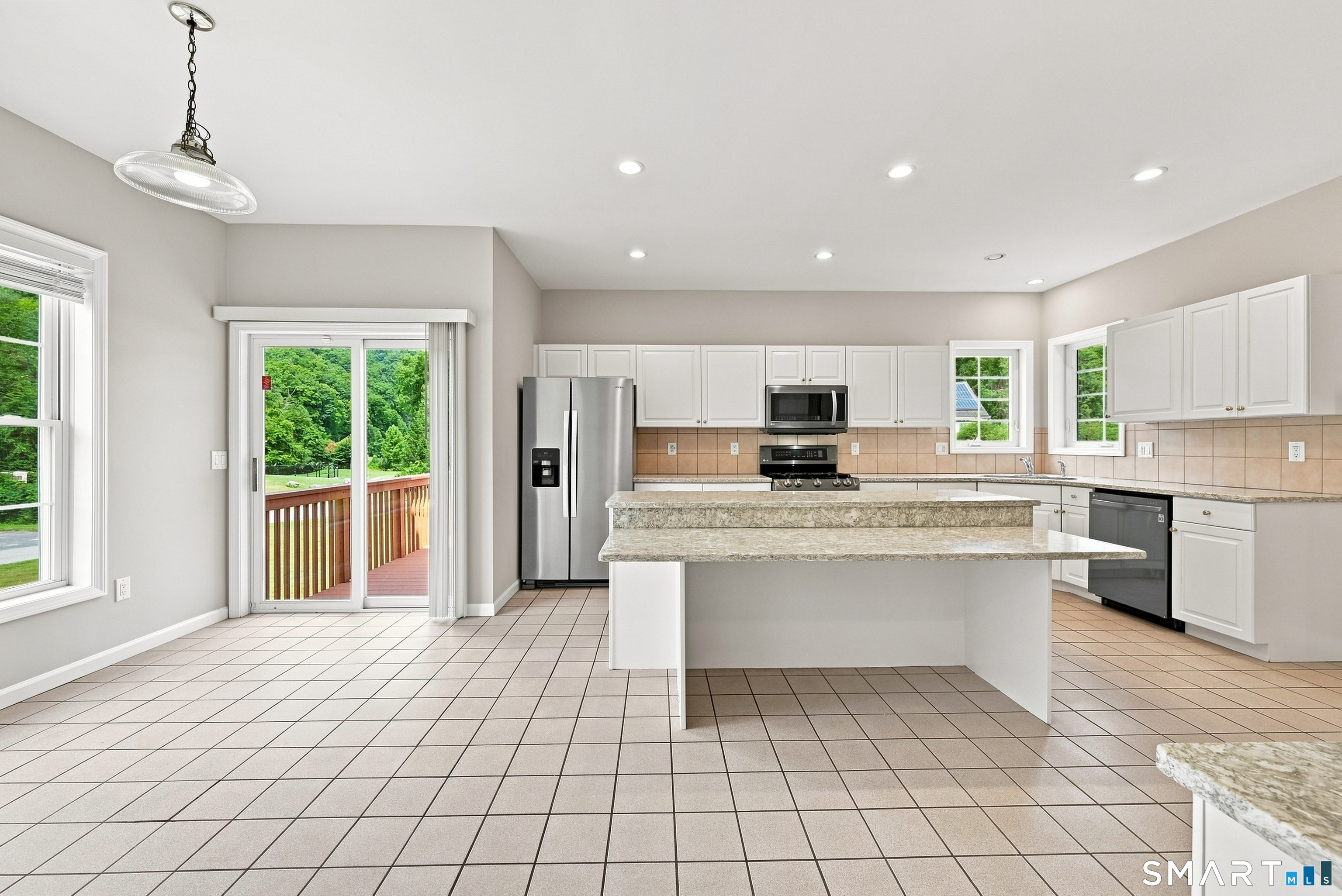 63 Meadow Brook Road Brookfield CT 06804