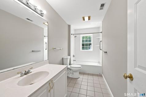 63 Meadow Brook Road Brookfield CT 06804