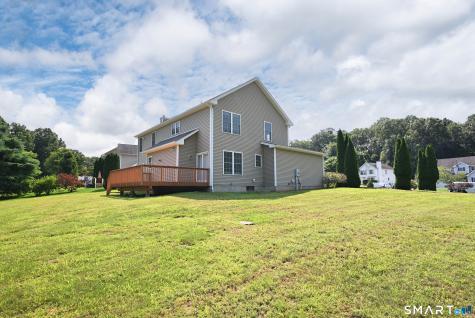 63 Meadow Brook Road Brookfield CT 06804