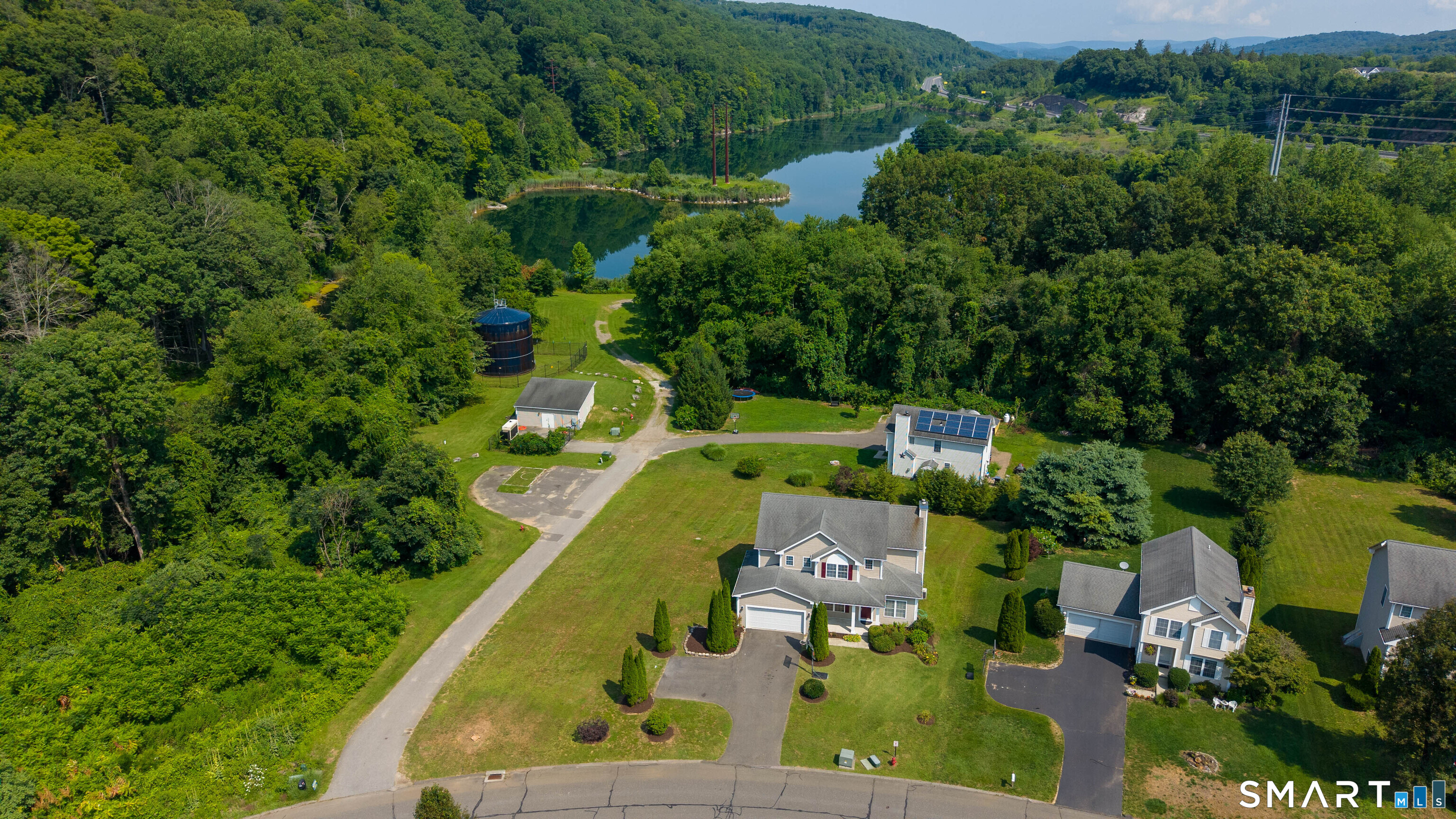 63 Meadow Brook Road Brookfield CT 06804