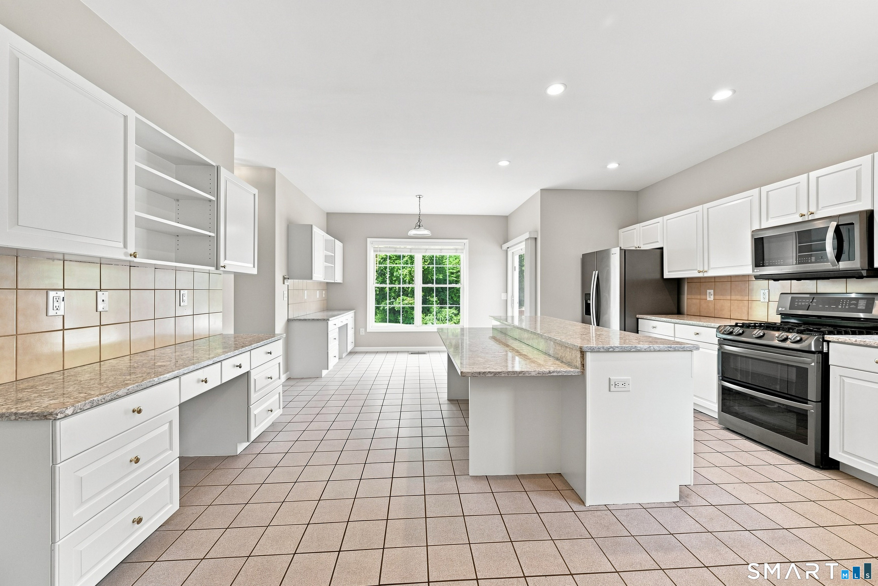 63 Meadow Brook Road Brookfield CT 06804