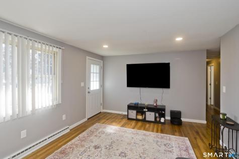 11 Harvest Road Enfield CT 06082