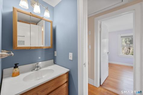462 Davis Street Watertown CT 06779