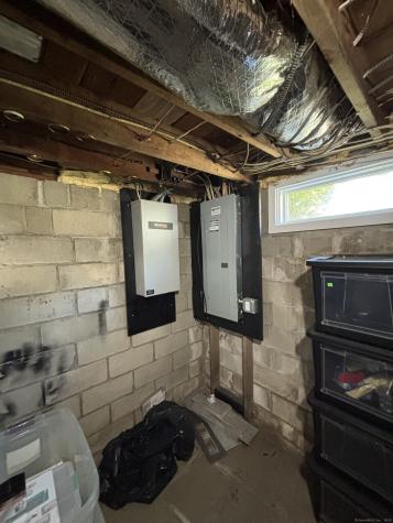 10 Pattagansett Court East Lyme CT 06357