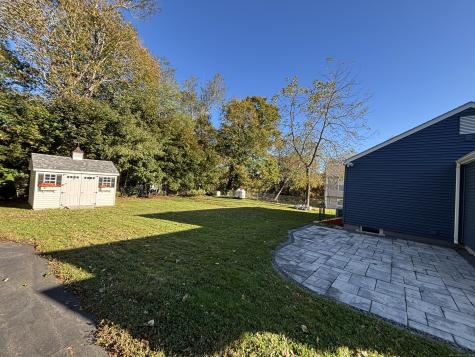 10 Pattagansett Court East Lyme CT 06357