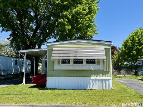 28 Cheyenne Road East Hartford CT 06118