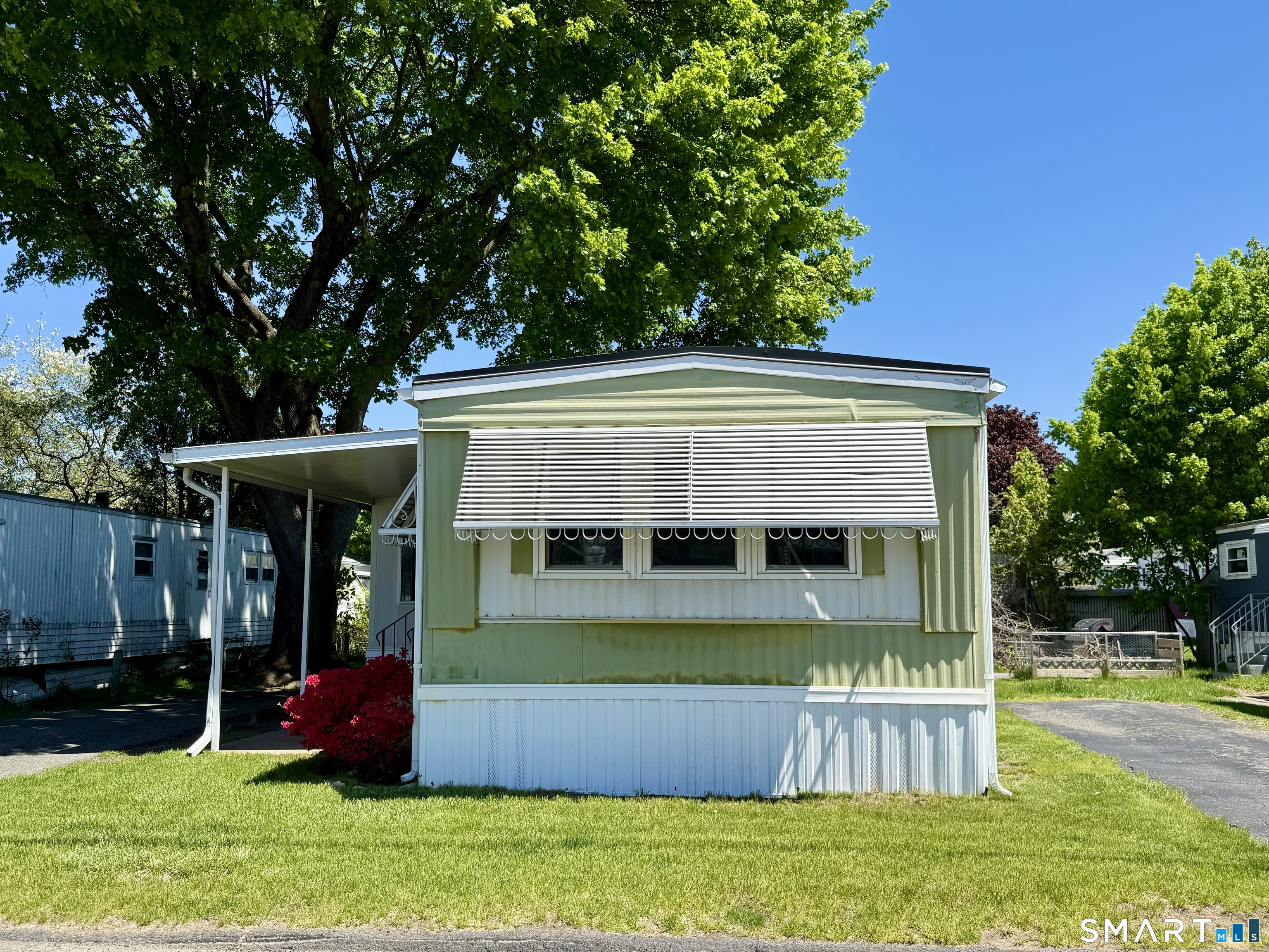 28 Cheyenne Road East Hartford CT 06118