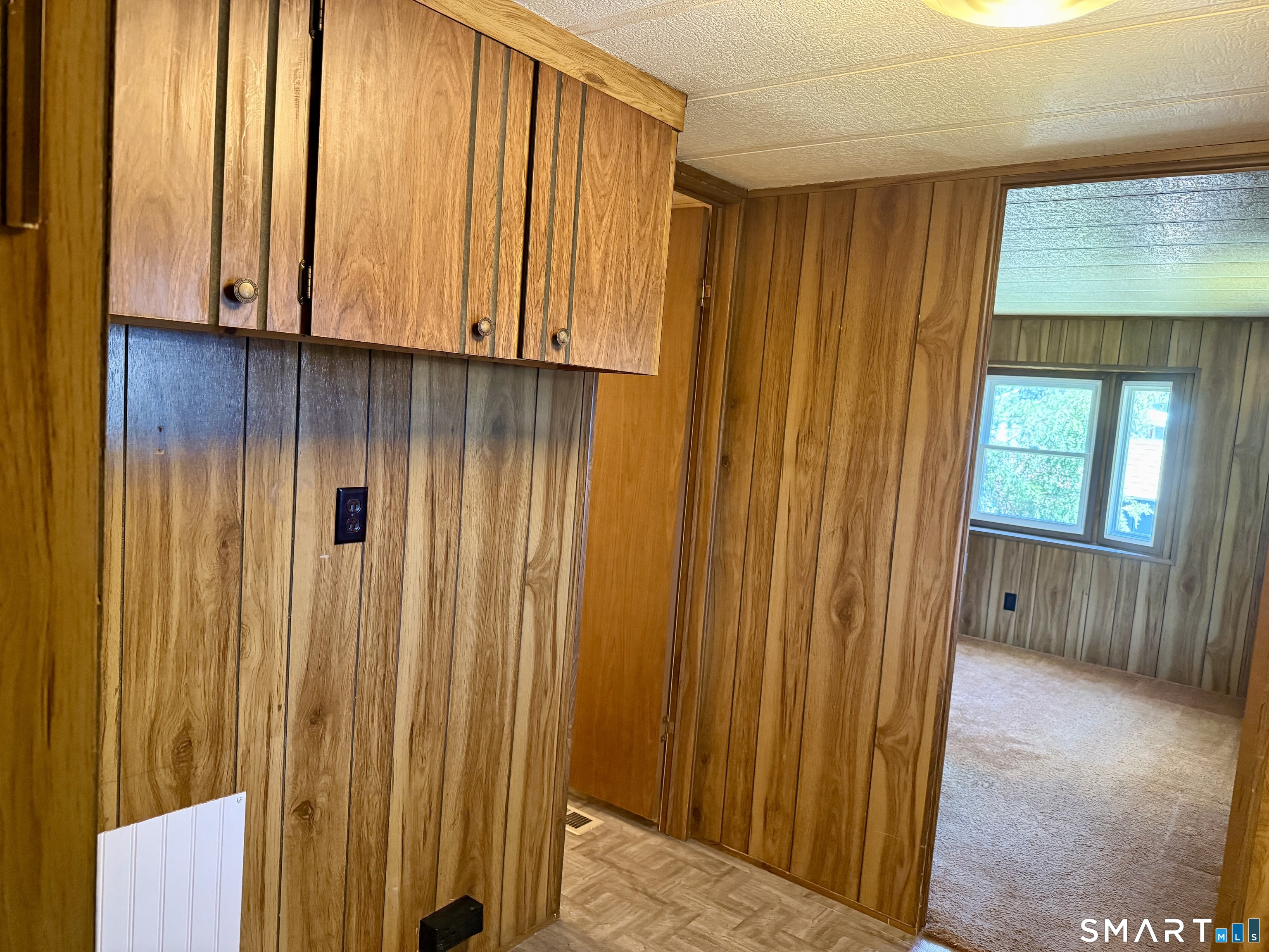 28 Cheyenne Road East Hartford CT 06118