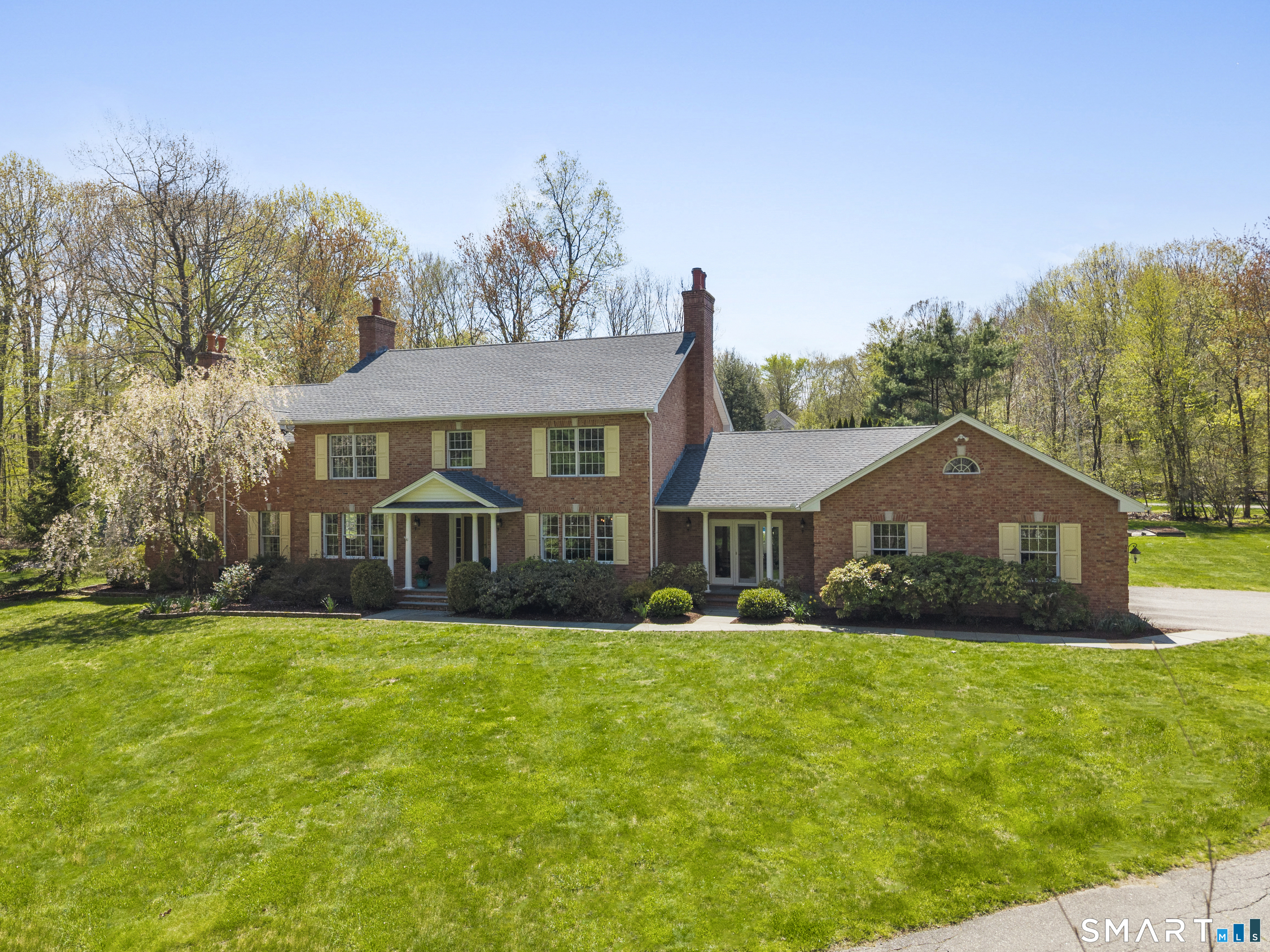 16 Cider Mill Road Burlington CT 06013