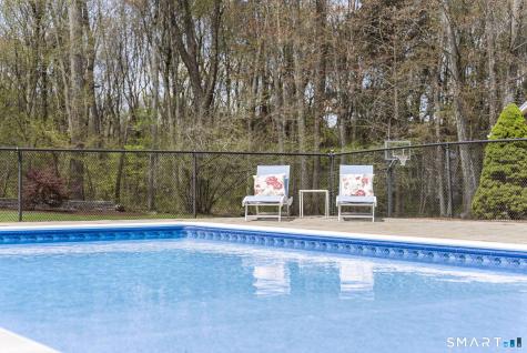 16 Cider Mill Road Burlington CT 06013