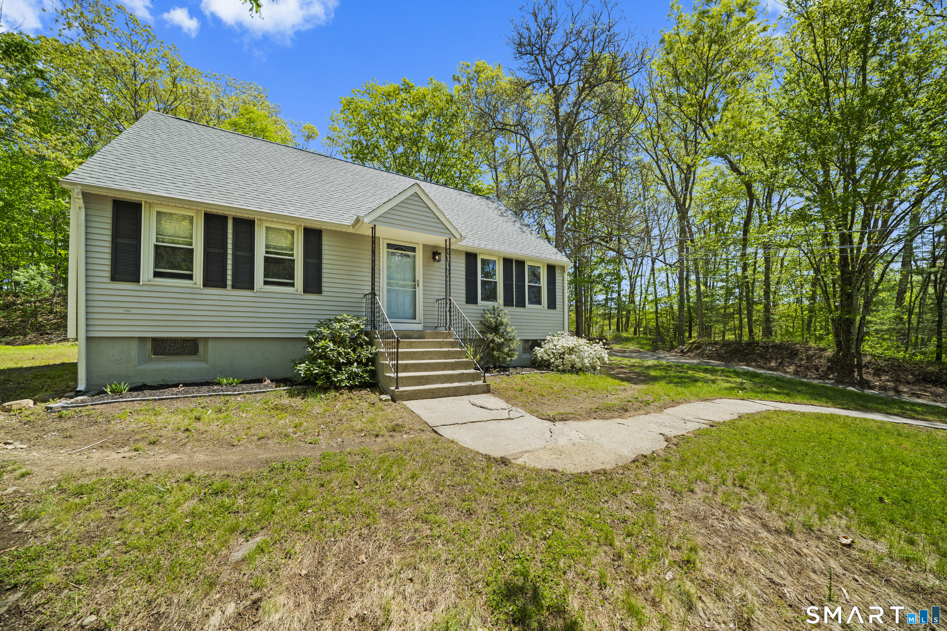 14 Church Street Sprague CT 06330