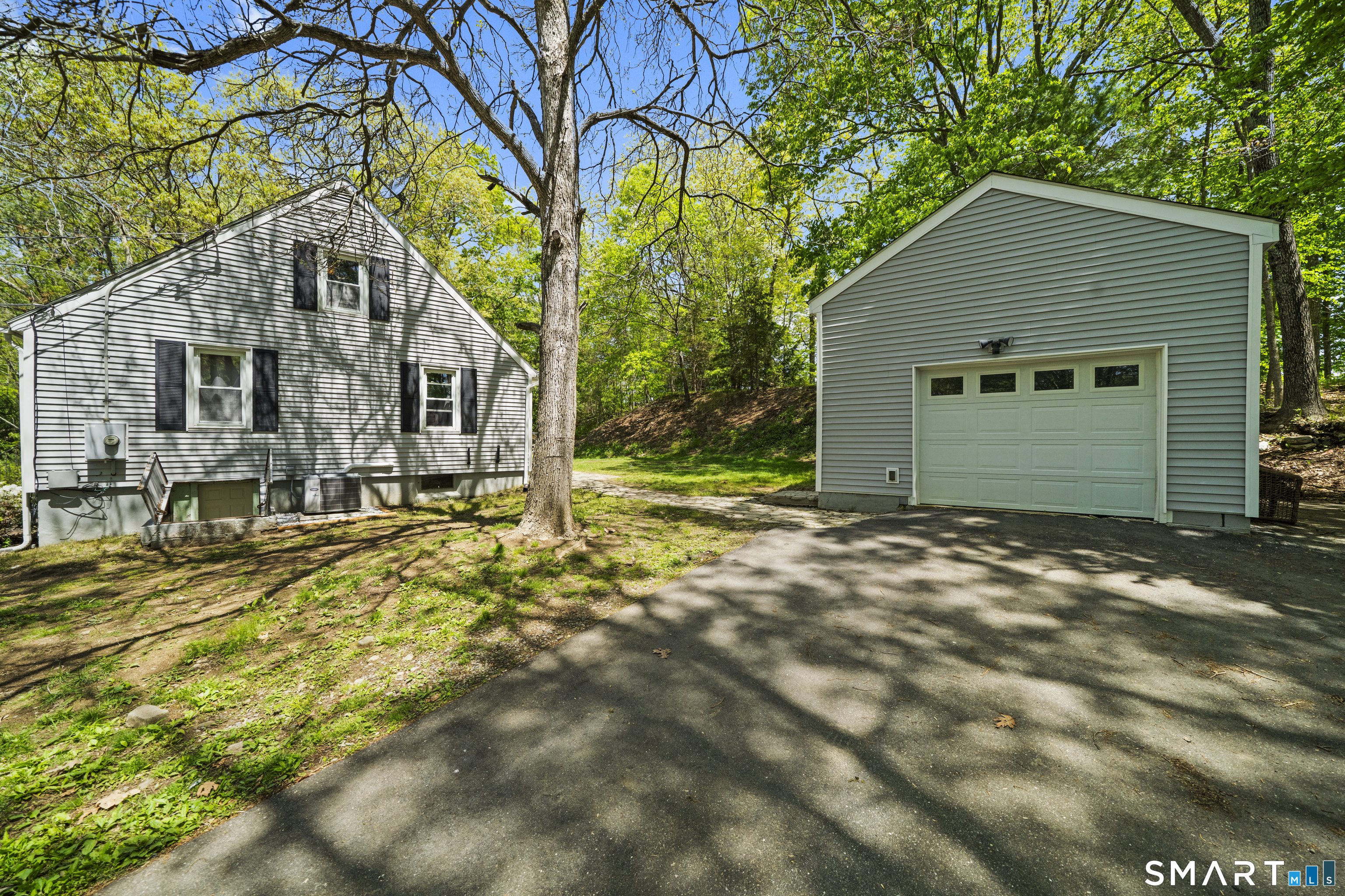 14 Church Street Sprague CT 06330