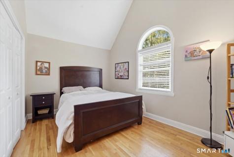 46 Bloomer Road Ridgefield CT 06877
