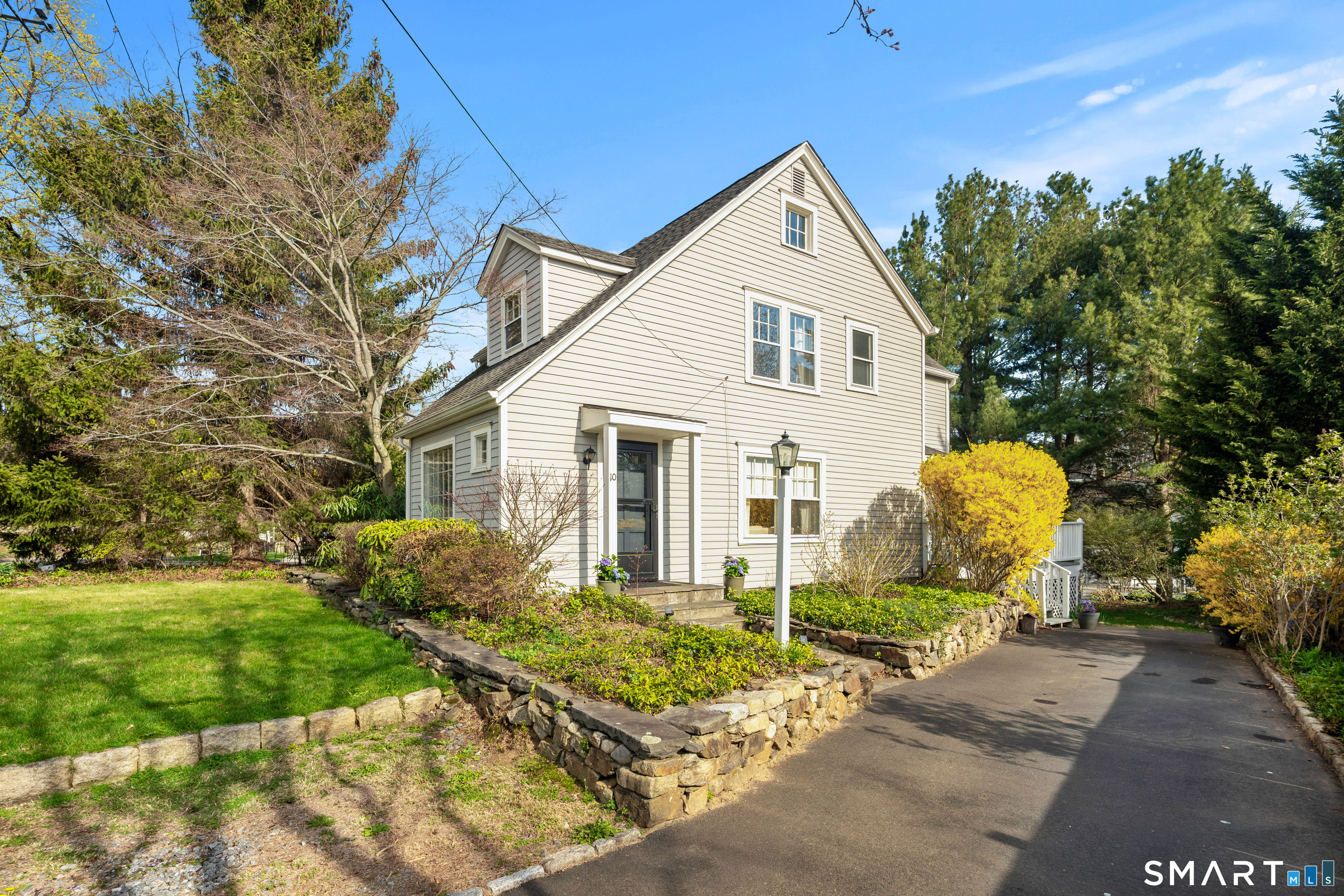 10 Hunt Street Norwalk CT 06853