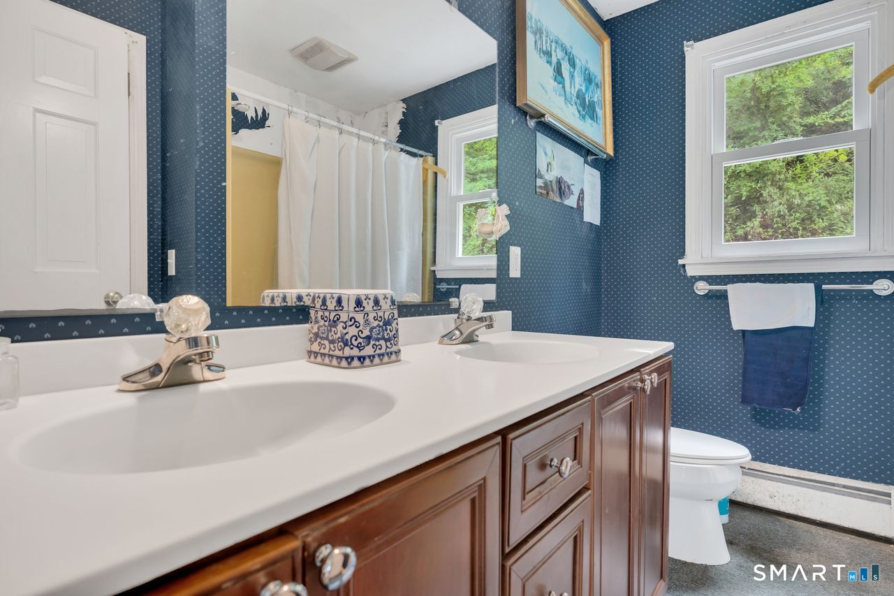 72 Winter Avenue Deep River CT 06417