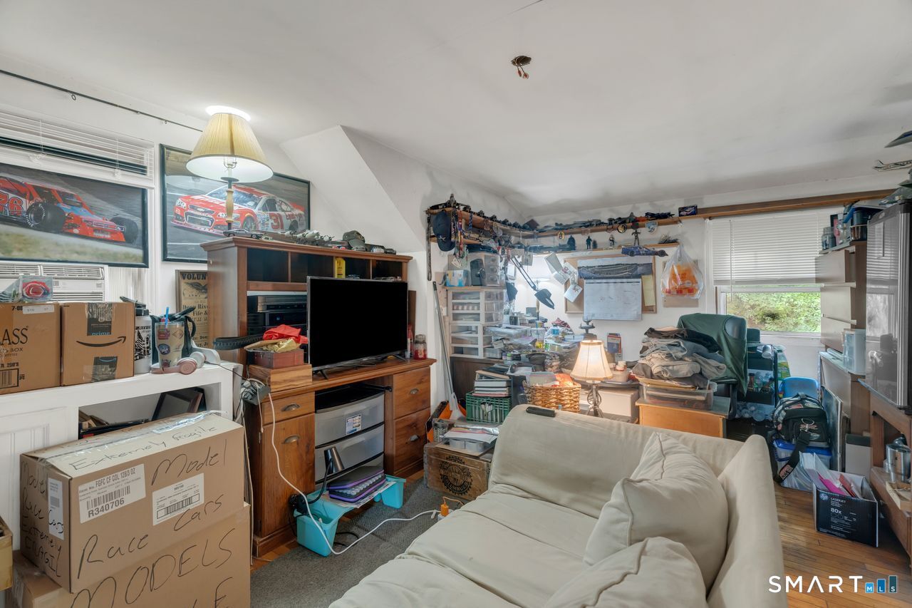 72 Winter Avenue Deep River CT 06417