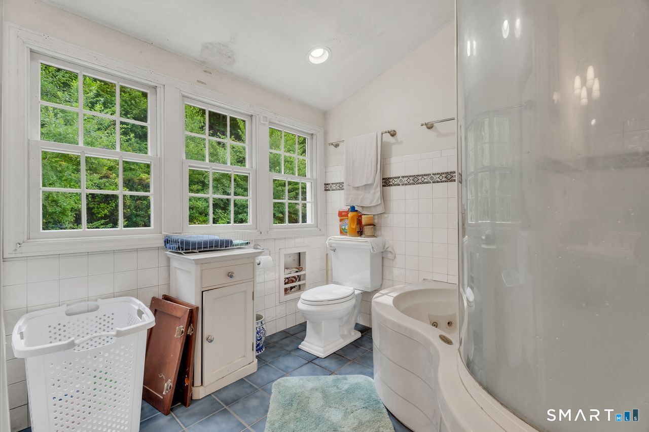 72 Winter Avenue Deep River CT 06417