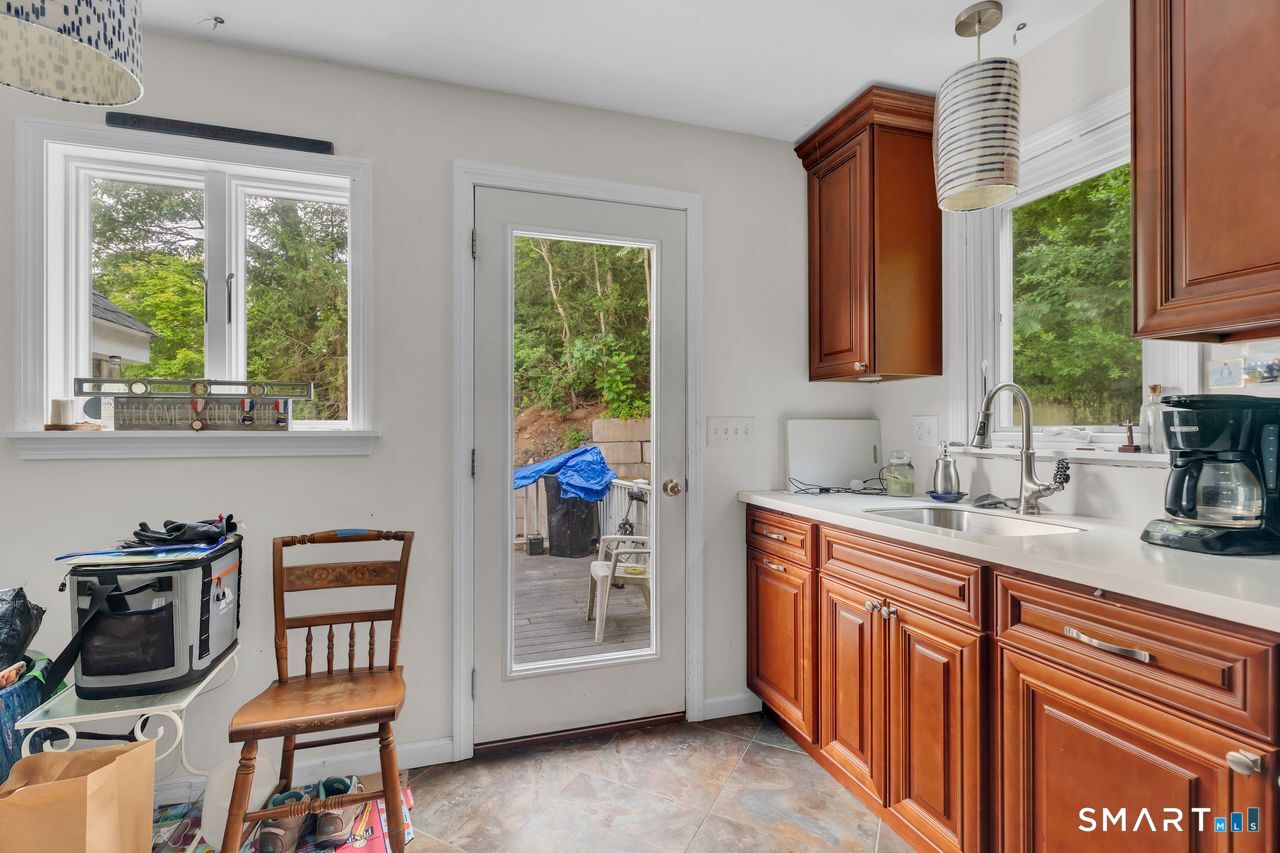 72 Winter Avenue Deep River CT 06417