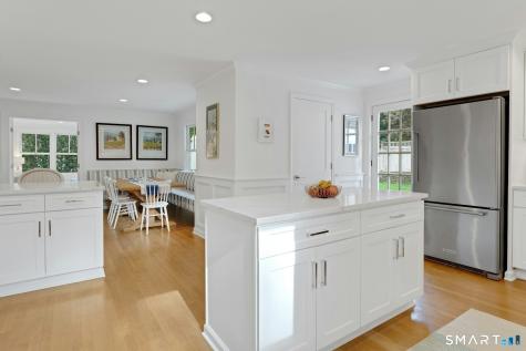 121 Old Post Road Fairfield CT 06824