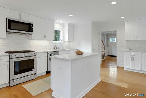 121 Old Post Road Fairfield CT 06824