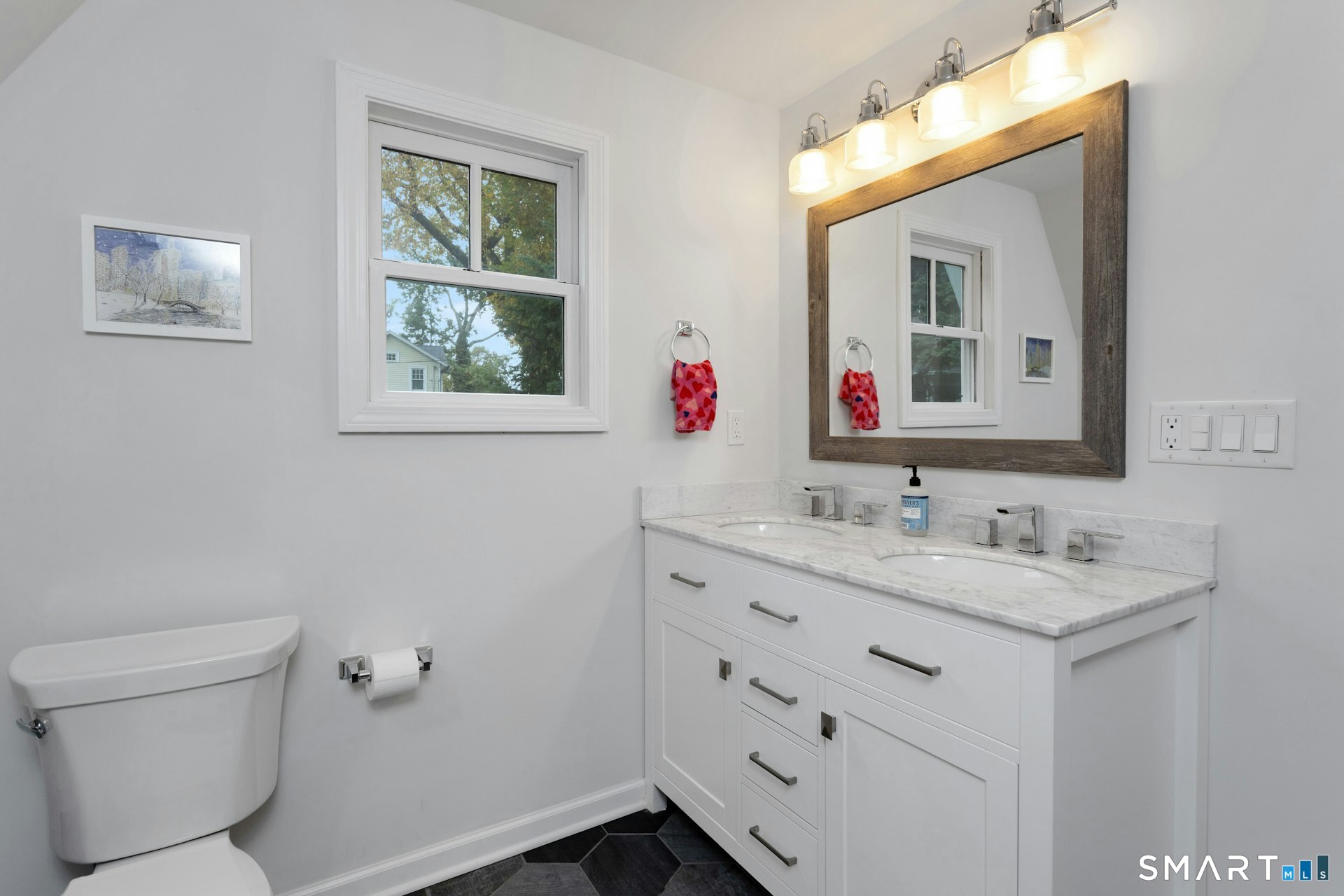 121 Old Post Road Fairfield CT 06824