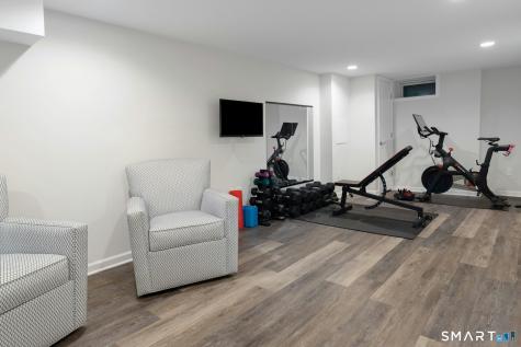 121 Old Post Road Fairfield CT 06824