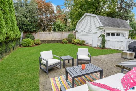 121 Old Post Road Fairfield CT 06824