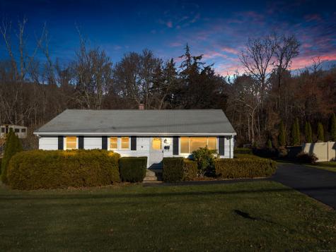 123 Newton Street Norwich CT 06360