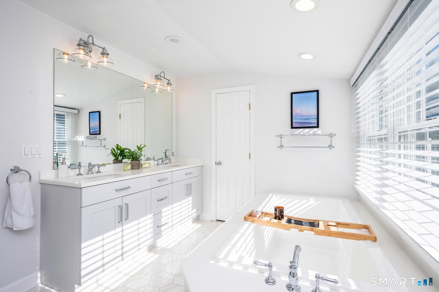 6 Oak Crest Darien CT 06820