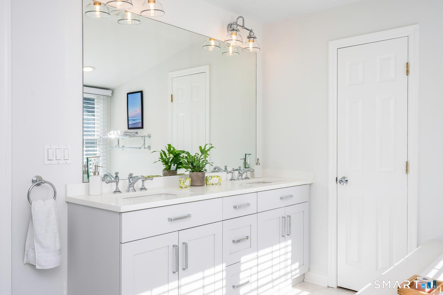 6 Oak Crest Darien CT 06820