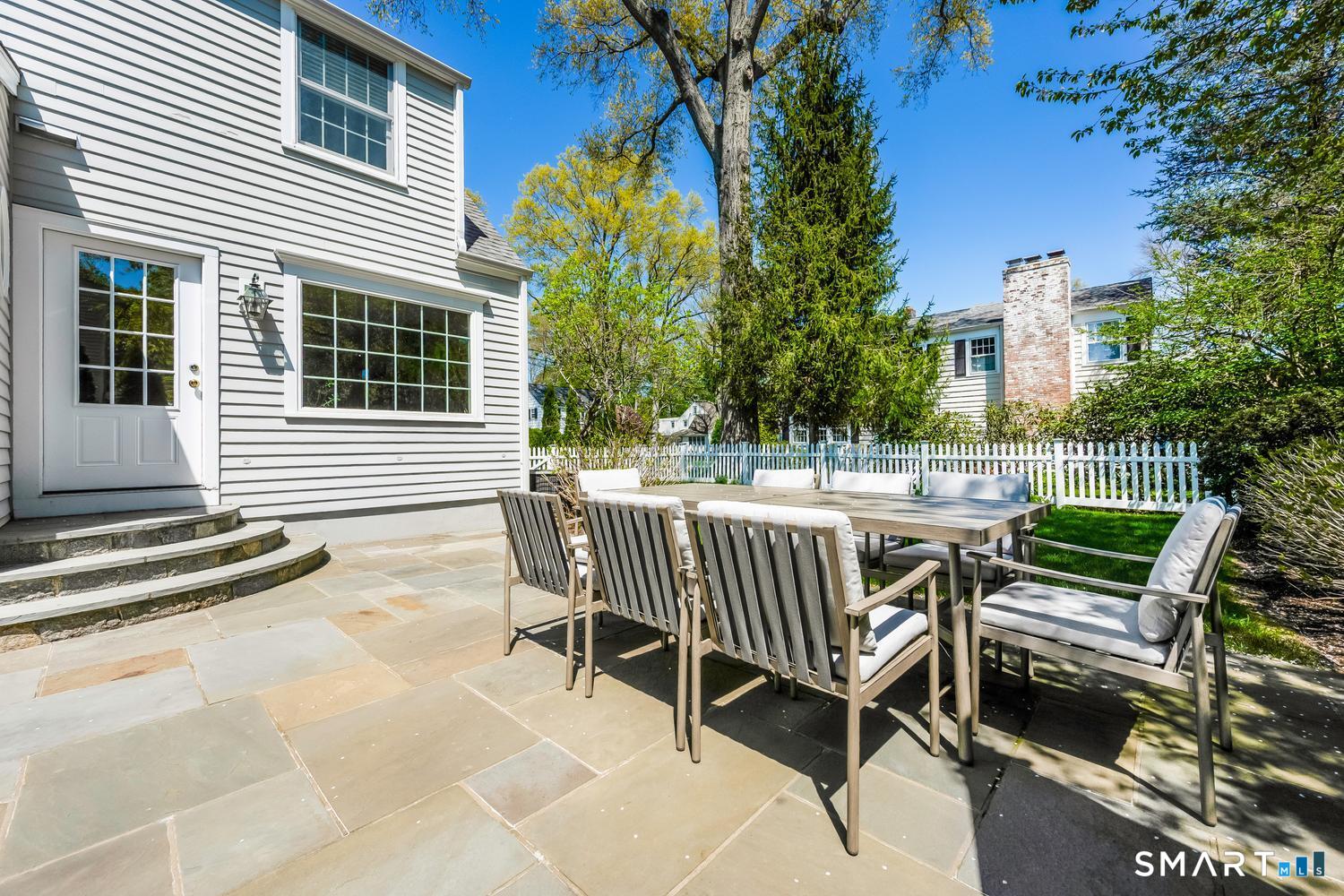 6 Oak Crest Darien CT 06820