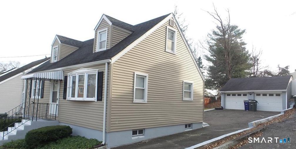 216 Granfield Avenue Bridgeport CT 06610