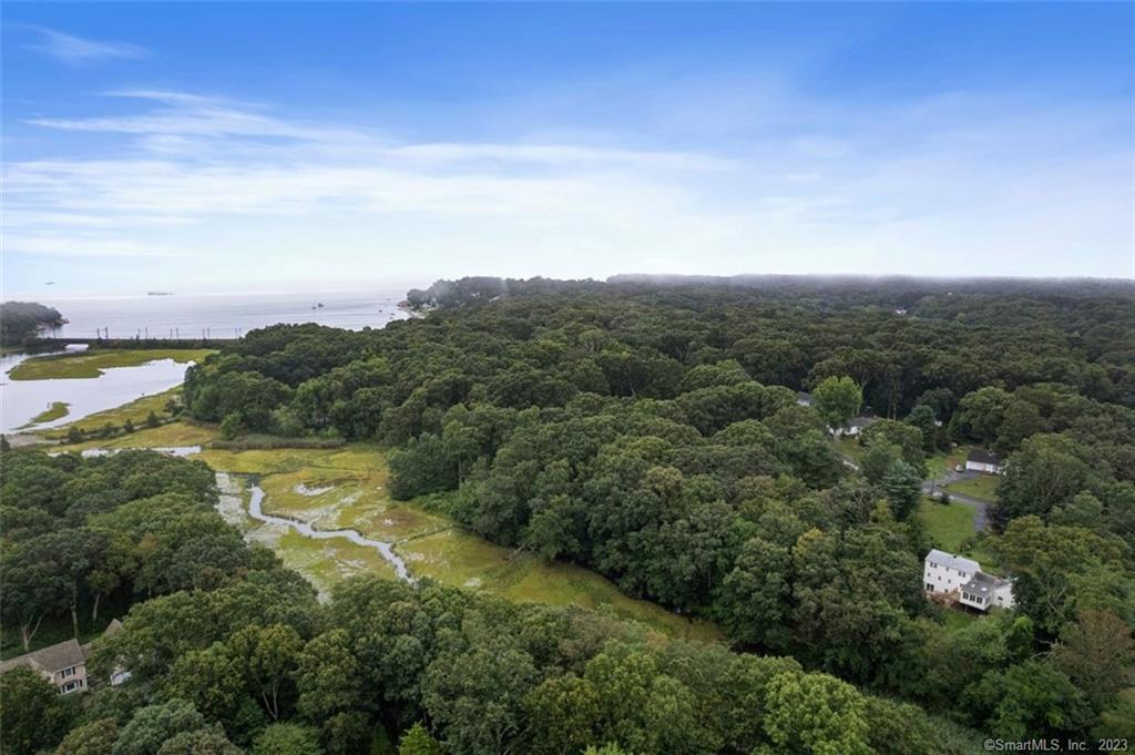 33 Oakridge Drive Old Lyme CT 06371