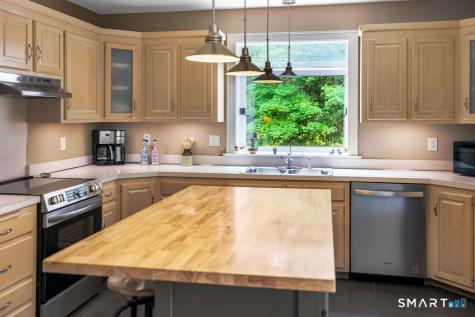 131 Killingworth Road Haddam CT 06441