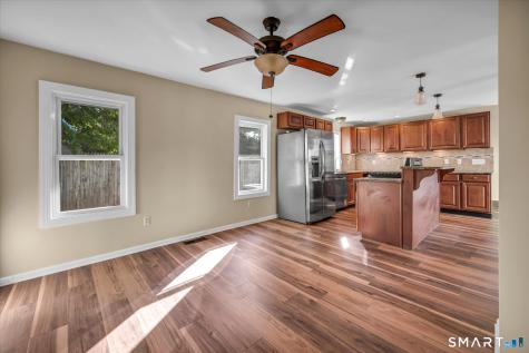 364 Bidwell Street Manchester CT 06040